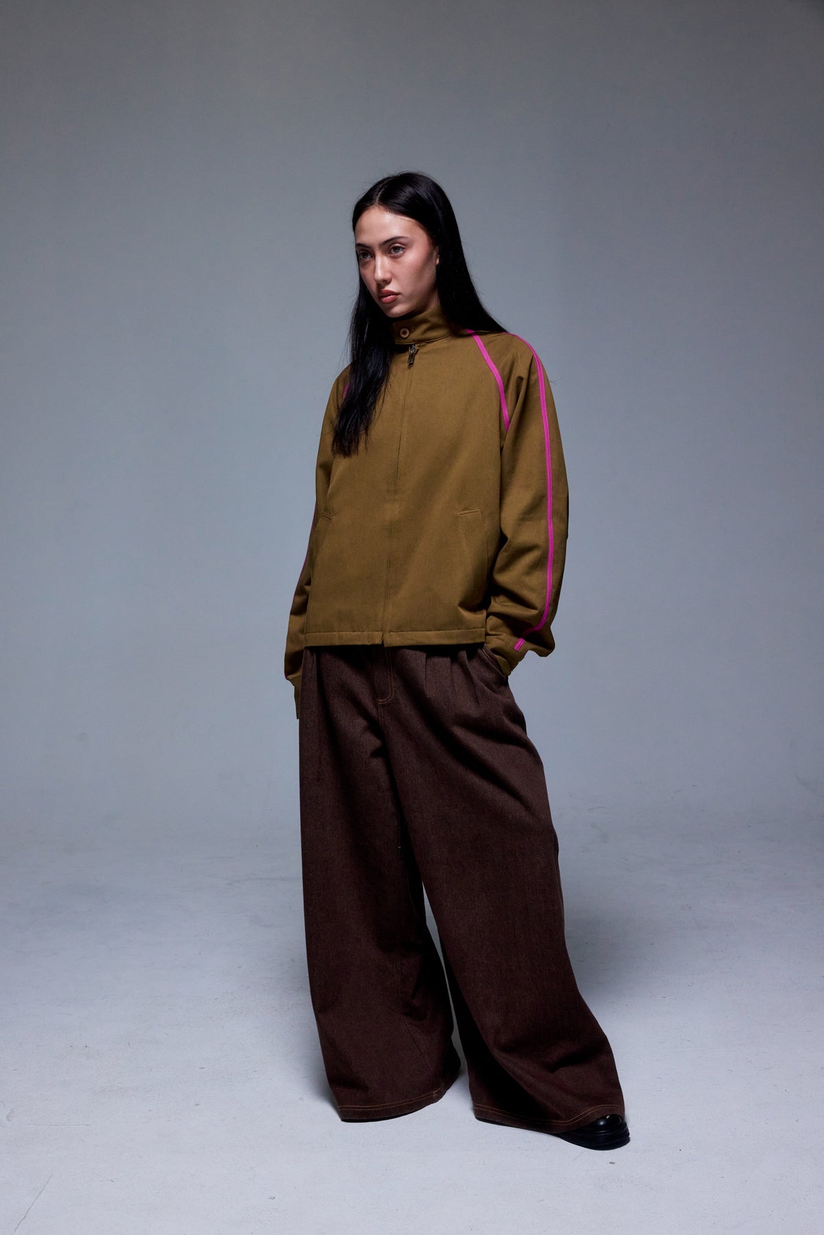 REVERSIBLE HIGH NECK ZIP JACKET