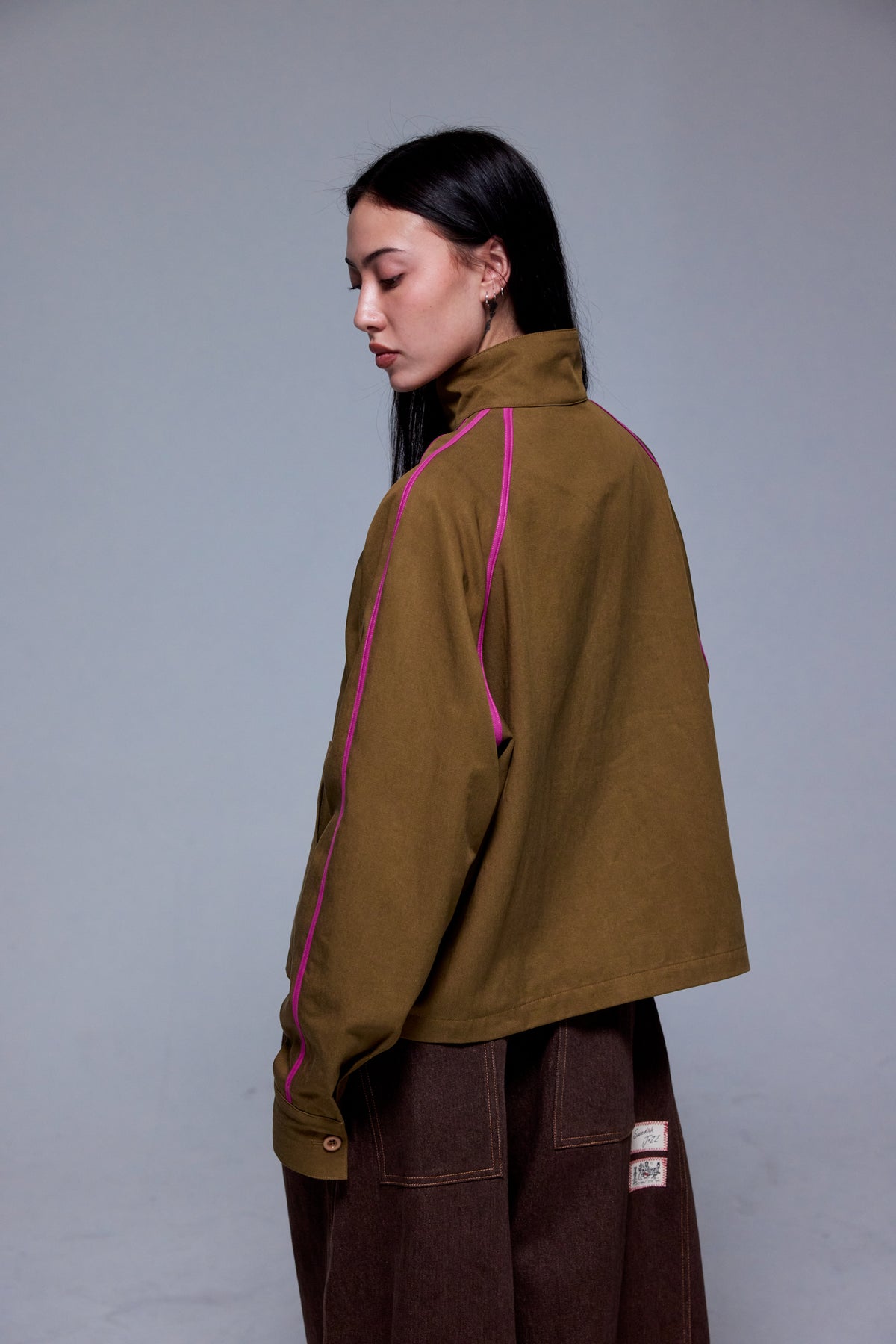 REVERSIBLE HIGH NECK ZIP JACKET